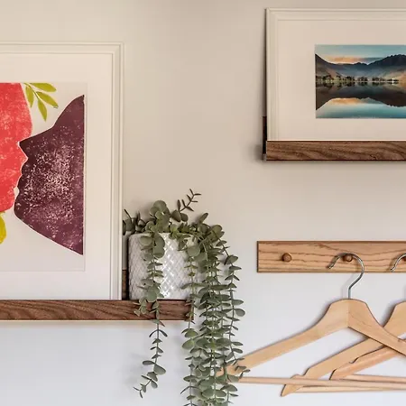 No. 5 The Court-with Free Parking 温德米尔