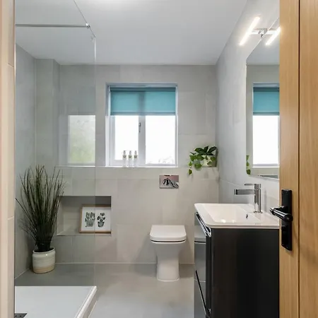 No. 5 The Court-with Free Parking 公寓 温德米尔