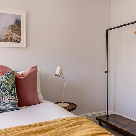 Apartment No. 5 The Court-with Free Parking Windermere